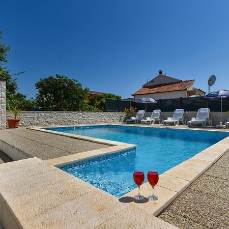 Apartments Krepo Вир Екстериор снимка