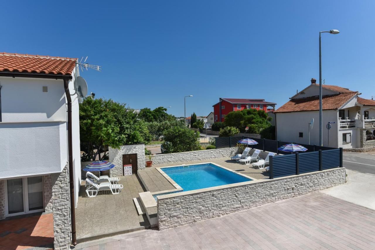 Apartments Krepo Вир Екстериор снимка