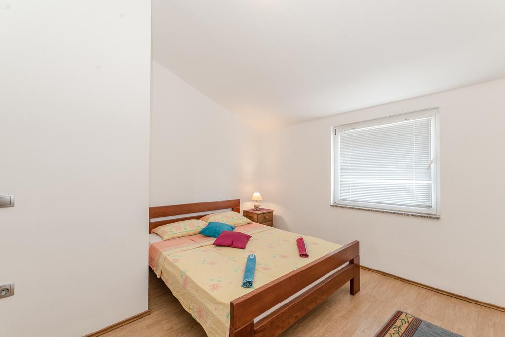 Apartments Krepo Вир Екстериор снимка
