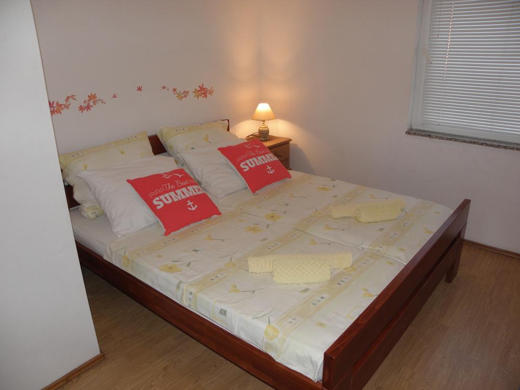 Apartments Krepo Вир Екстериор снимка